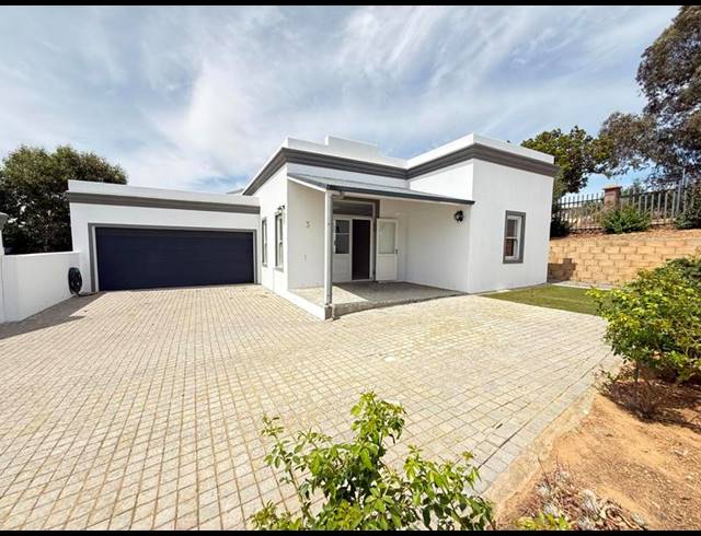 3 BEDROOM HOUSE FOR SALE IN GLEN LILLY
